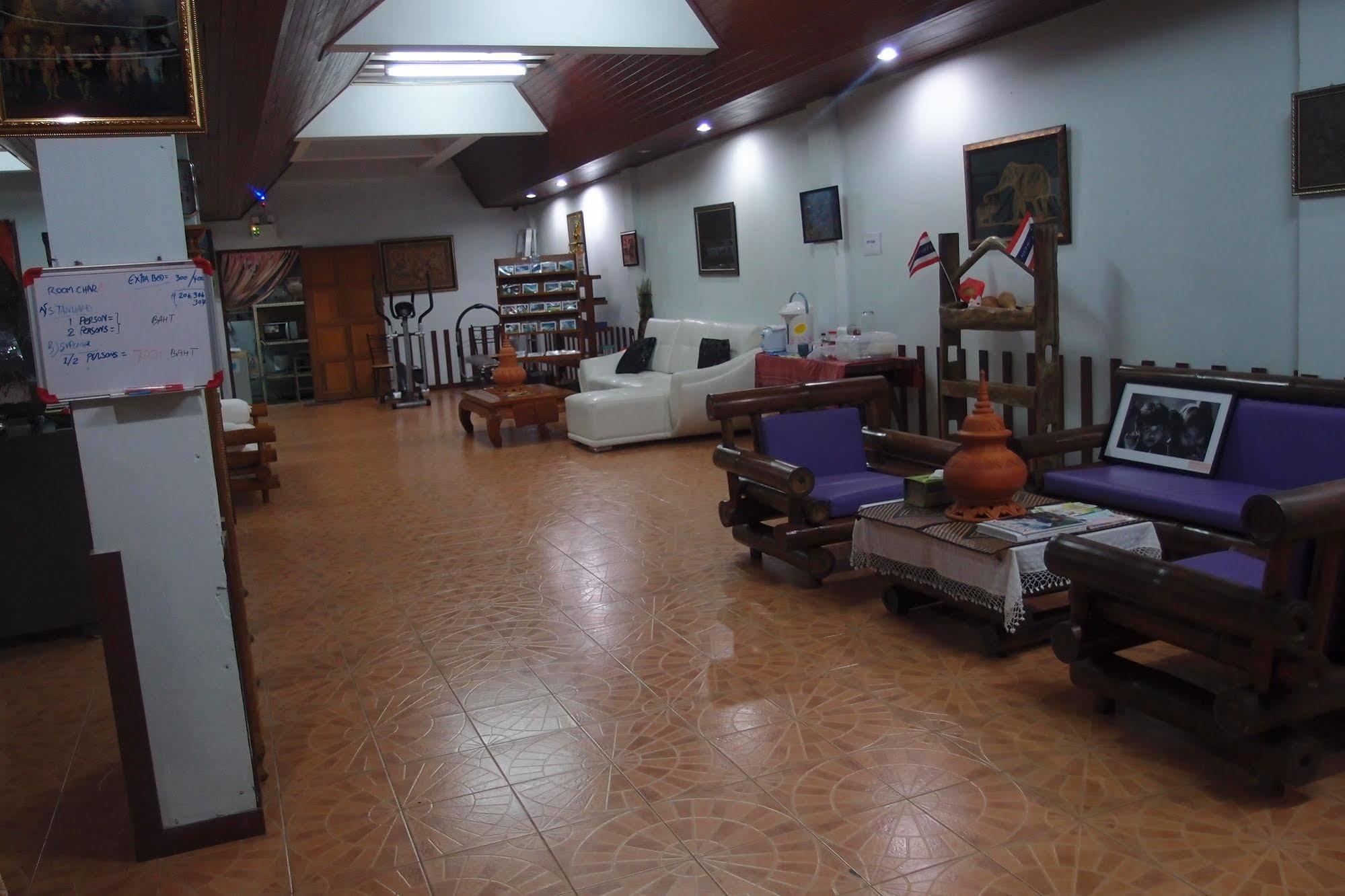 Khaolak Traveller Lodge Khao Lak Exteriör bild