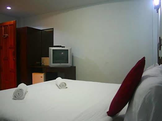 Khaolak Traveller Lodge Khao Lak Exteriör bild